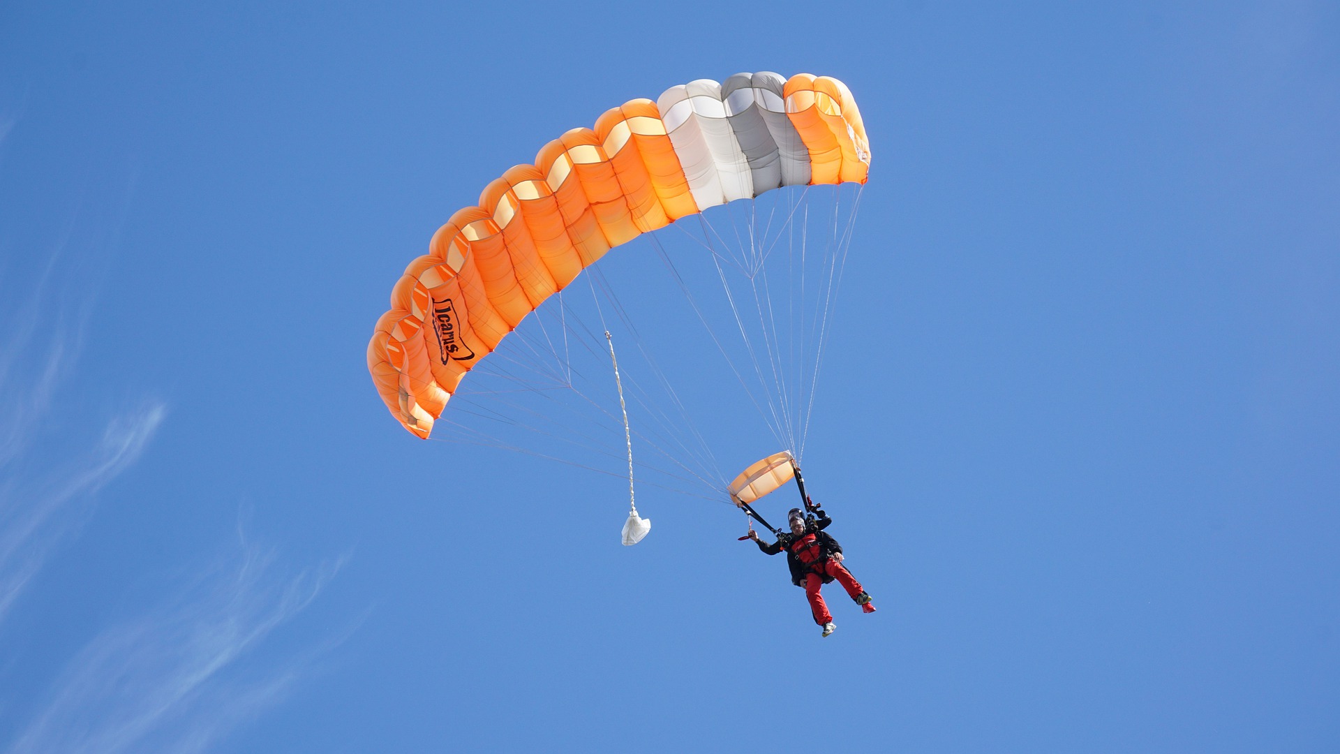 Une chute en parachute